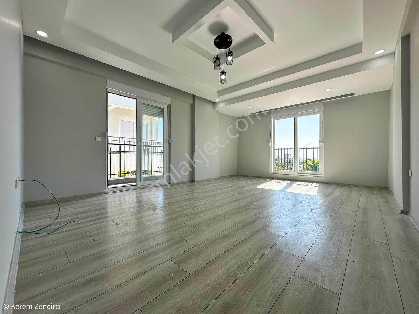 Ilıcada Satılık Geniş 3+1 Dubleks Daire Teraslı Kapalı Mutfaklı - Görsel 15