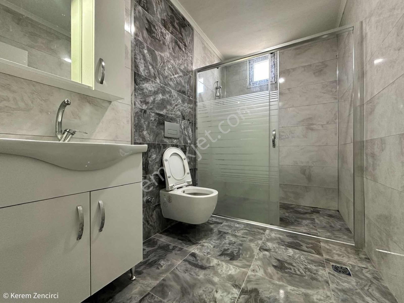 Ilıcada Satılık Geniş 3+1 Dubleks Daire Teraslı Kapalı Mutfaklı - Görsel 12