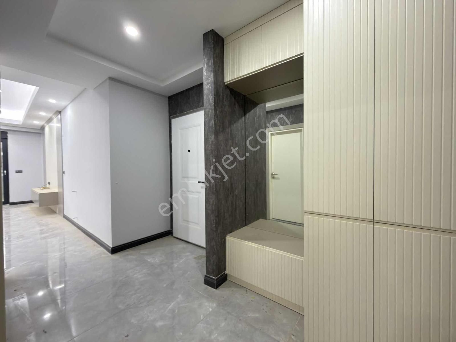 Ilıcada Sıfır Lüks 2+1 Arakat Havuzlu Asansörlü Site İçi Daire - Görsel 3