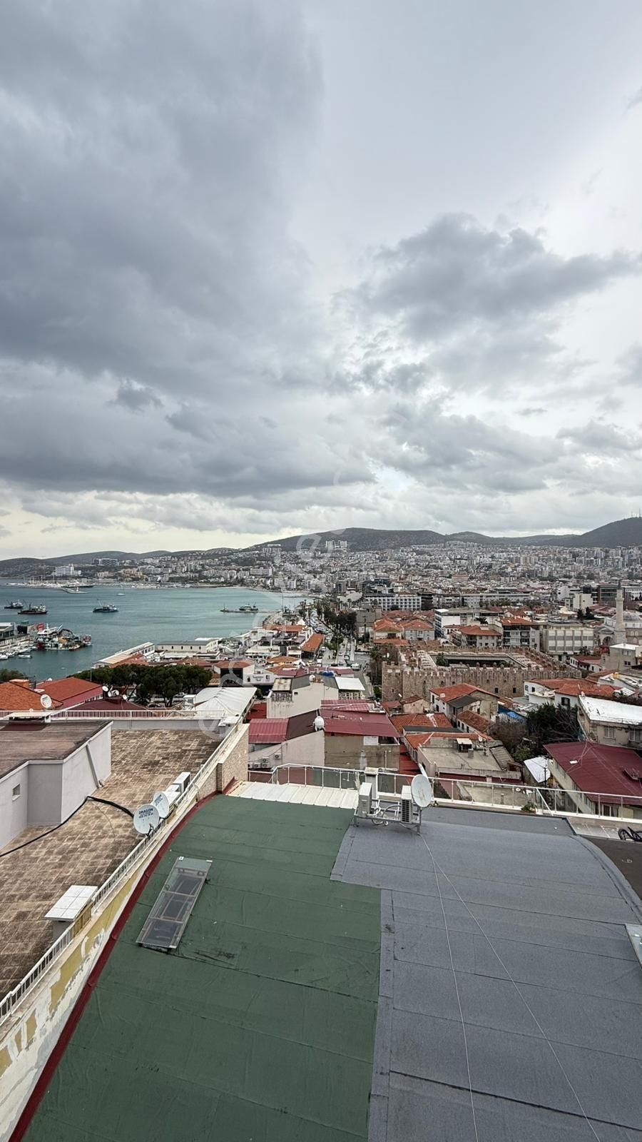 Kuşadası Merkez Hacıfeyzullah Mahallesinde 3+1 Ful Deniz Manzaralı Arakat Daire - Görsel 27