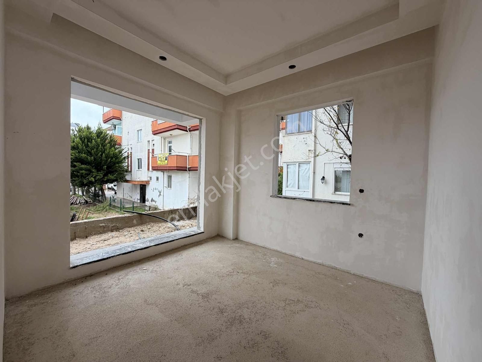 Ilıcada Bitmesine Son 2 Ay / 2+1 Amerikan Mutfak Yüksek Giriş - Görsel 4