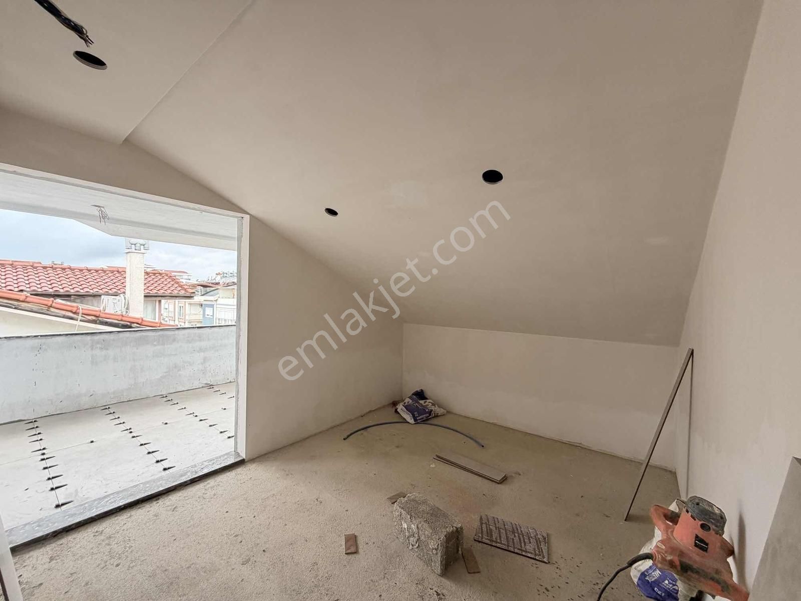 Ilıcada Bitmesine Son 2 Ay / 2+1 Dubleks Ayrı Mutfaklı Teraslı - Görsel 9