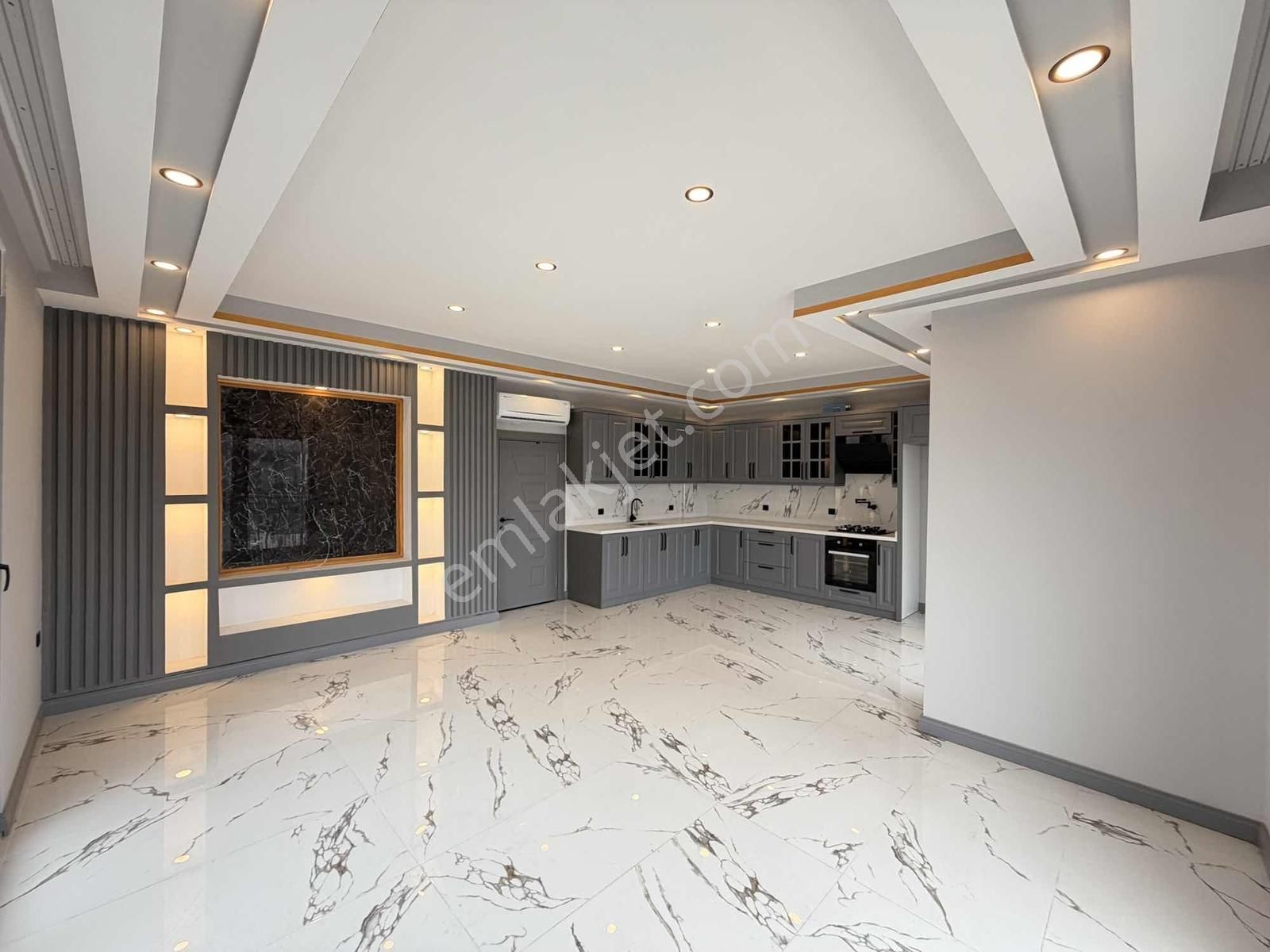 Sorgunda Ultralüx 3+1 Üst Kat Villa Dairesi Yerden Isıtma Havuz