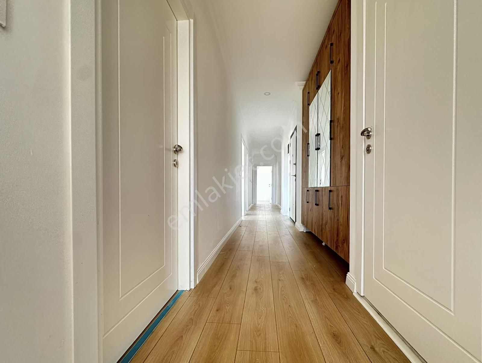 Migros Kavşağı Eslem Hastanesi Civarı 3+1 Havuzlu Arakat Daire - Görsel 6