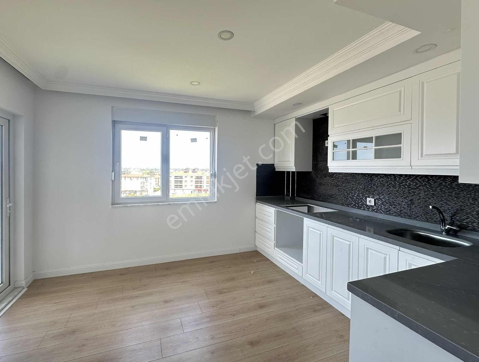 Migros Kavşağı Eslem Hastanesi Civarı 3+1 Havuzlu Arakat Daire - Görsel 23