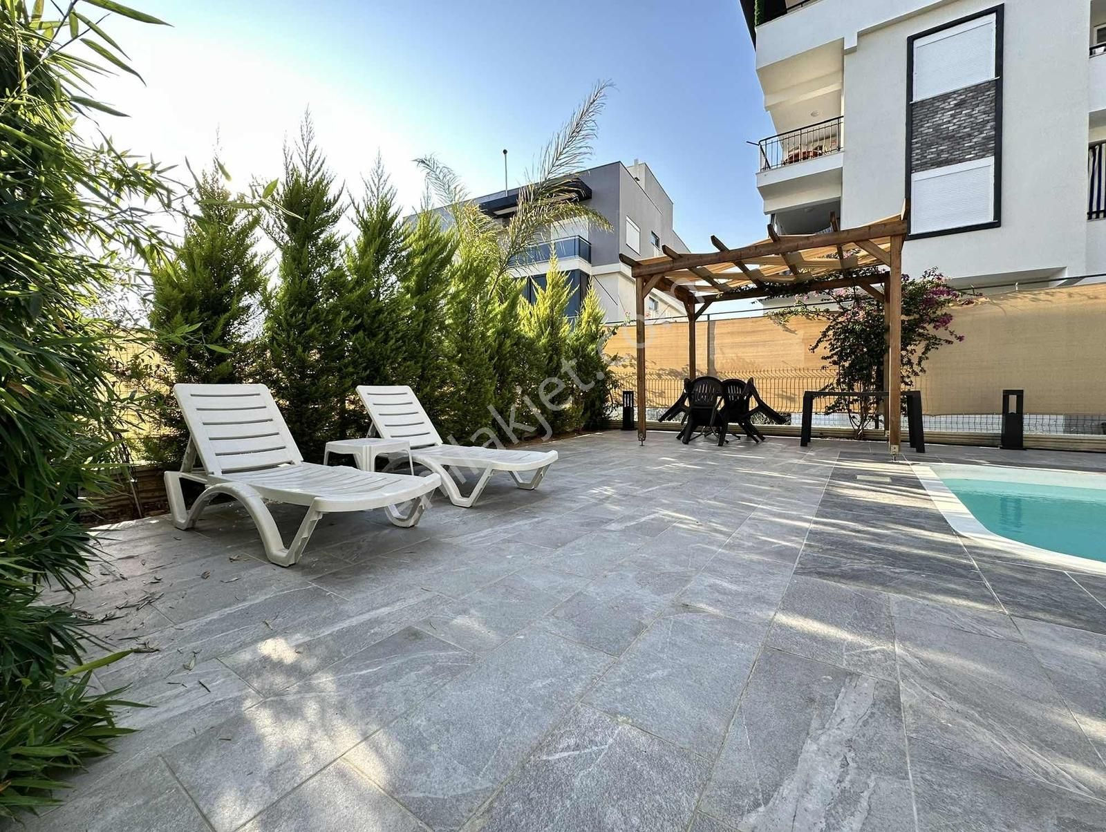 Migros Kavşağı Eslem Hastanesi Civarı 3+1 Havuzlu Arakat Daire - Görsel 17