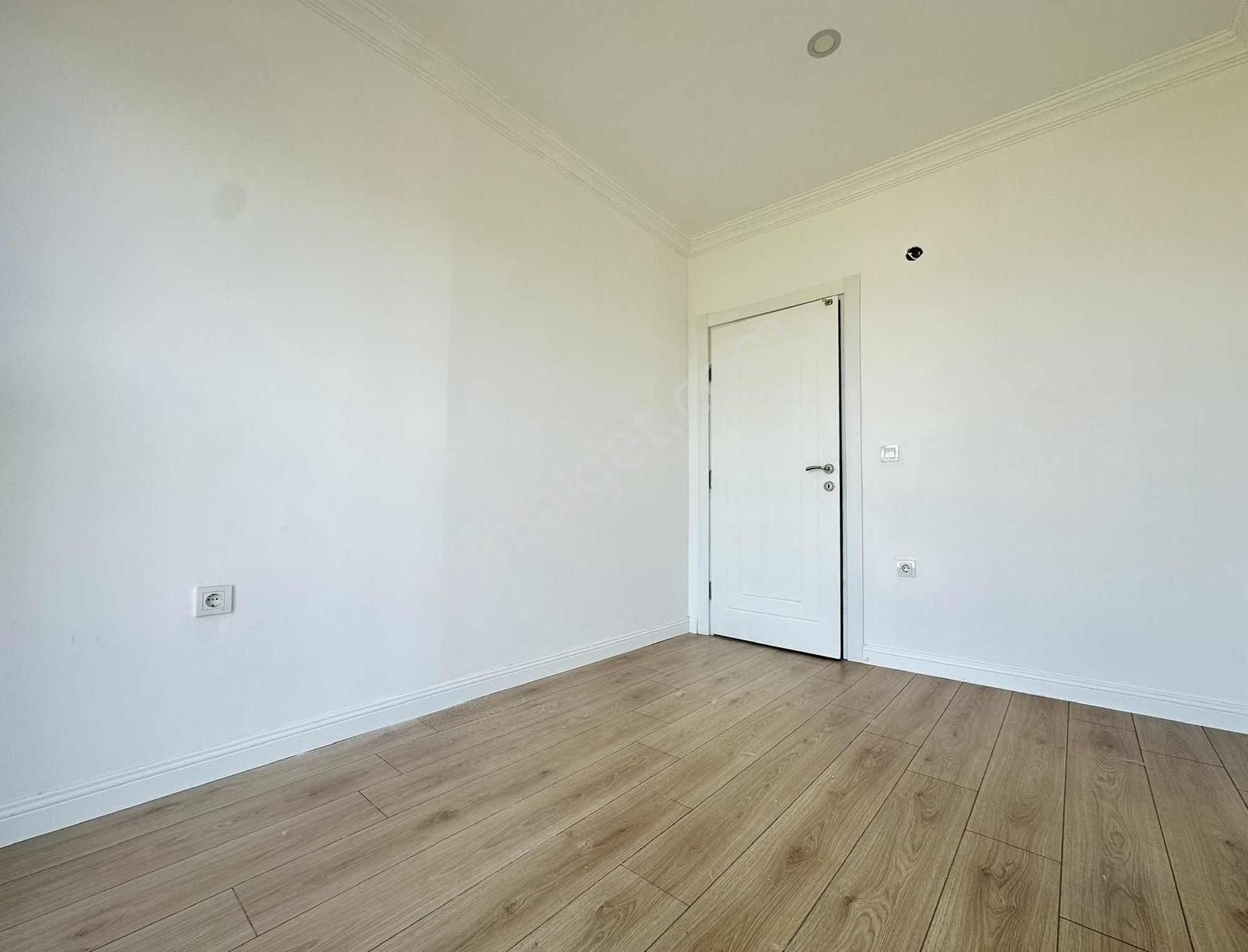 Migros Kavşağı Eslem Hastanesi Civarı 3+1 Havuzlu Arakat Daire - Görsel 9