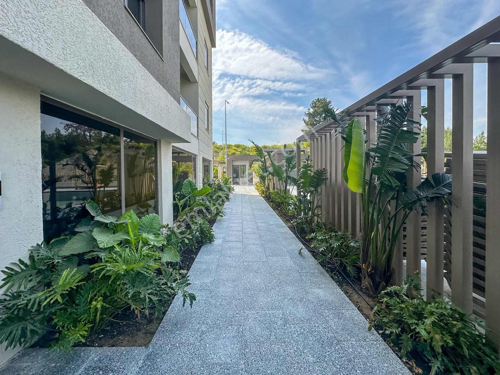 Sarılarda 1+1 Akıllı Rezidans Dairesi/havuz/hamam/sauna/fitness - Görsel 27