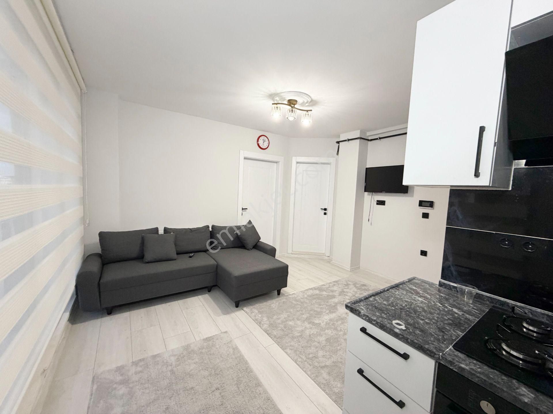 Deniz Manzaralı Eşyalı Kombisi Takılı Satılık 1+1 - Görsel 6