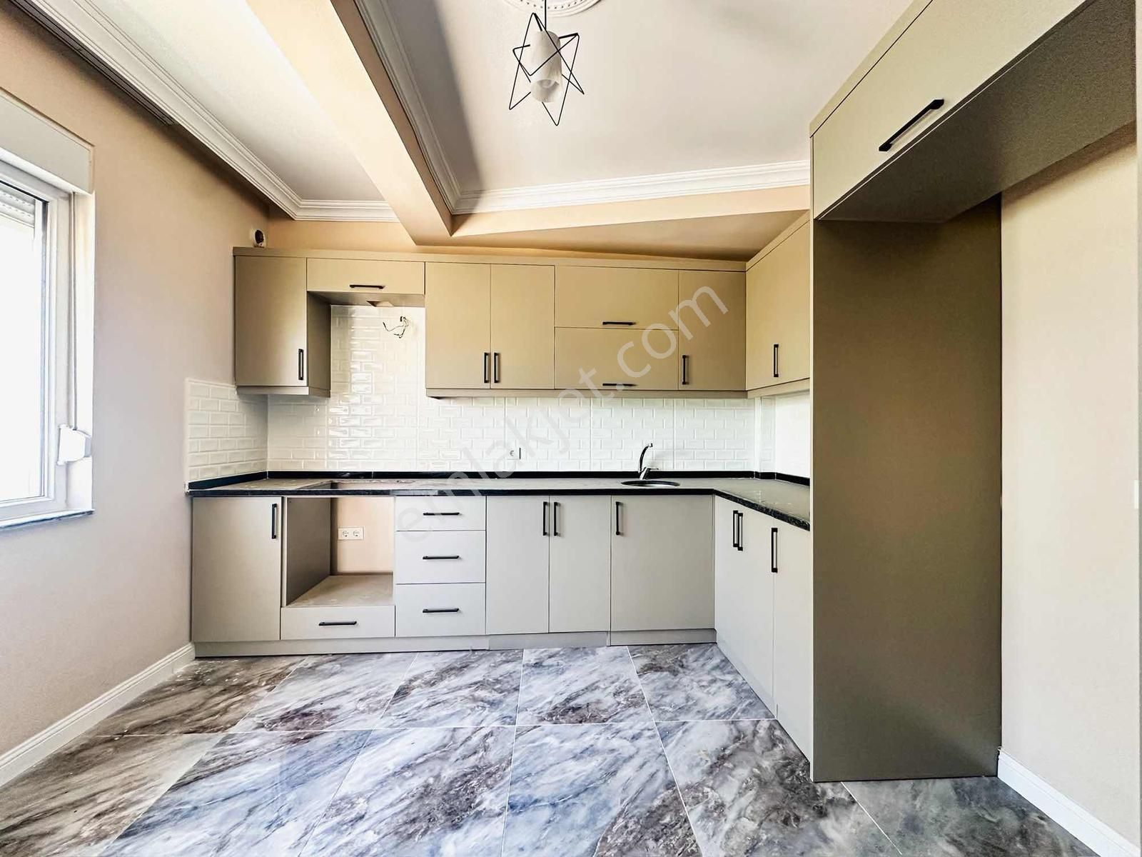 Ilıcada Merkezi Konumda 4+1 Sıfır Satılık Dubleks Daire - Görsel 3