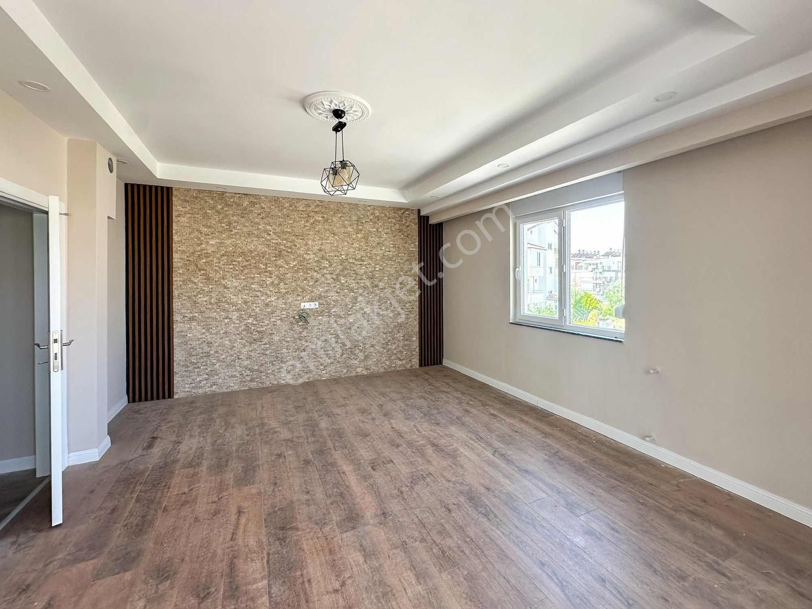 Ilıcada Merkezi Konumda 4+1 Sıfır Satılık Dubleks Daire - Görsel 2