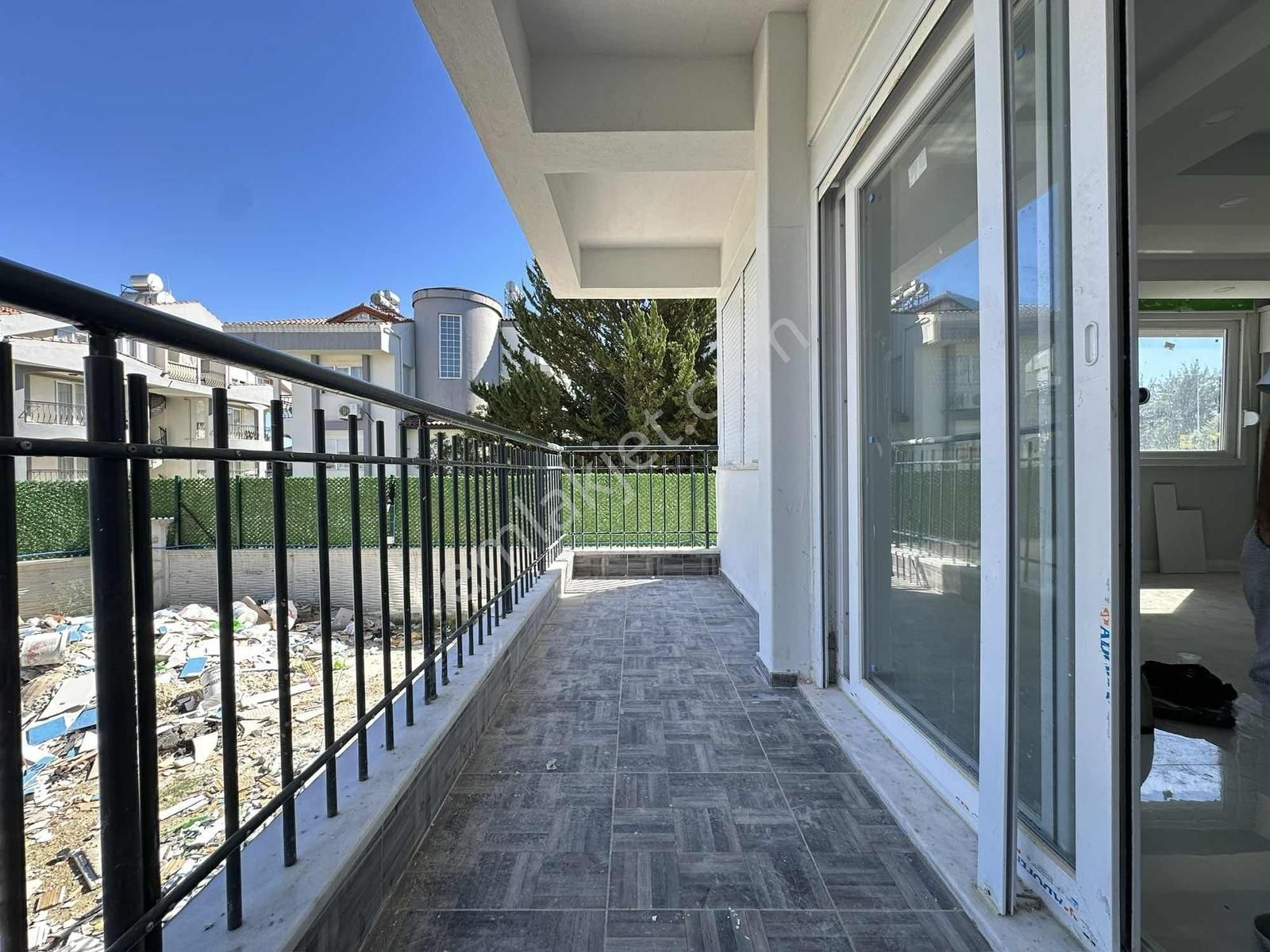 Side'de Geniş 1+1 İskanı Alınmış Havuzlu Satılık Lüks Daire - Görsel 19