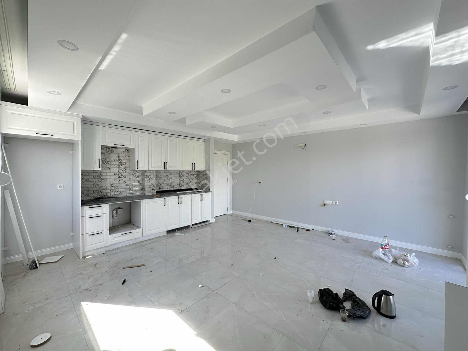 Side'de Geniş 1+1 İskanı Alınmış Havuzlu Satılık Lüks Daire - Görsel 12