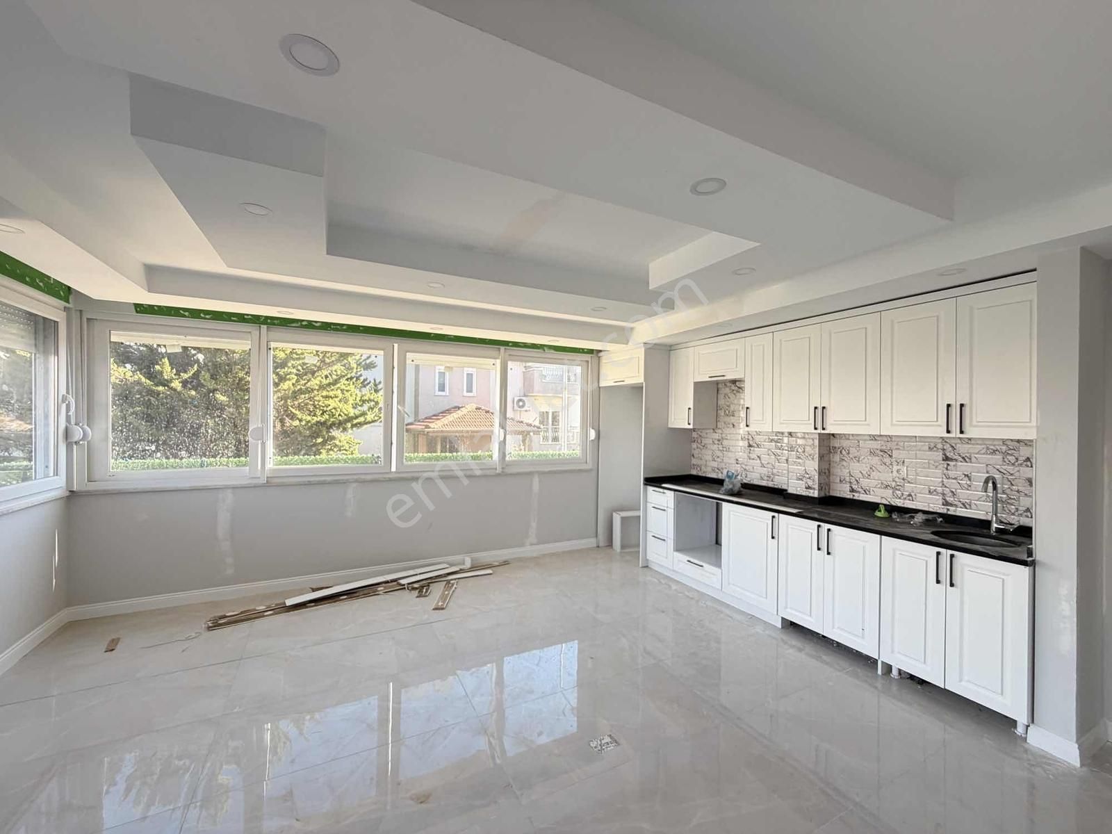 Side'de Geniş 1+1 İskanı Alınmış Havuzlu Satılık Lüks Daire - Görsel 6