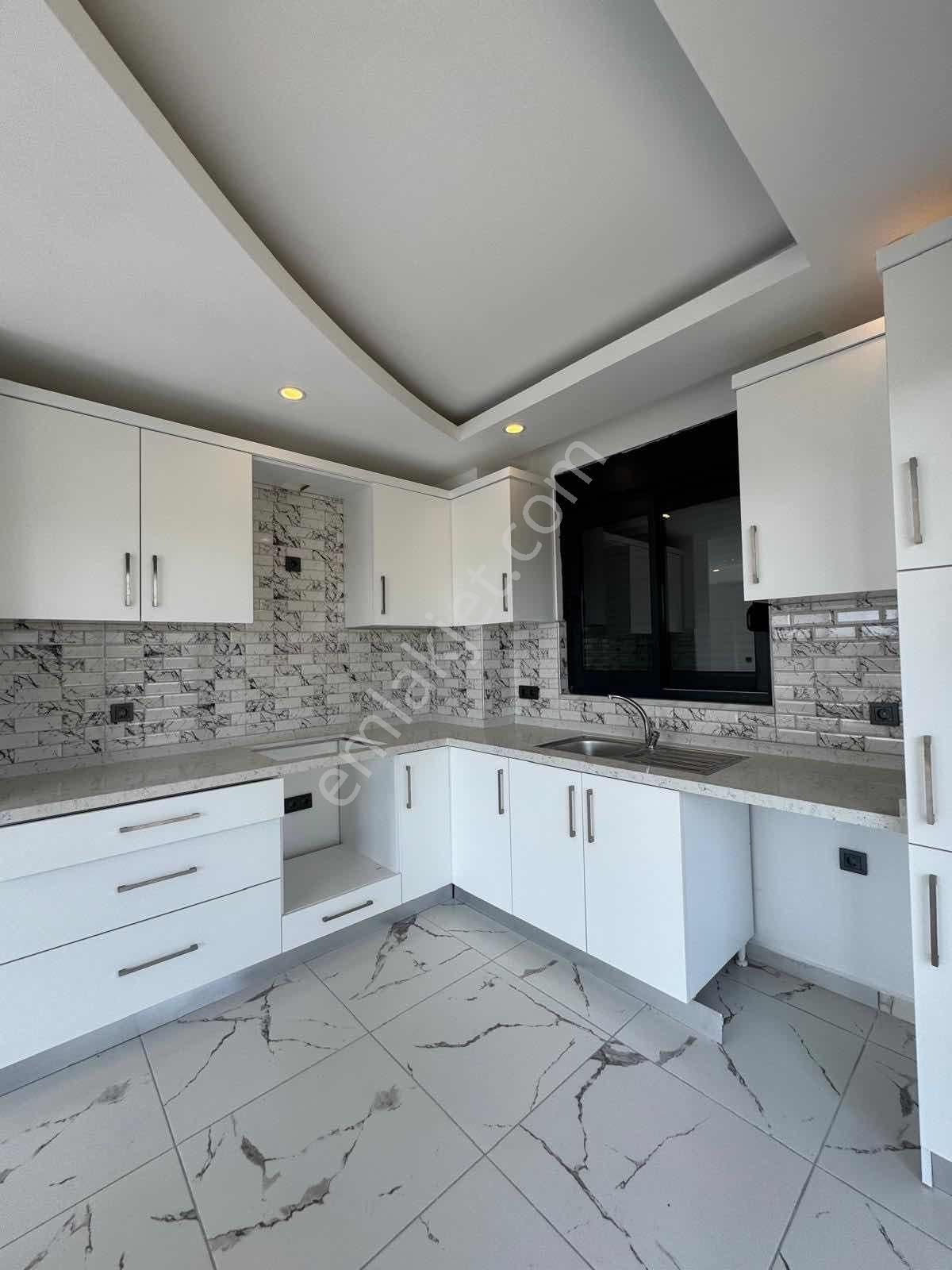 Kumköyde Satılık Müstakil Tripleks Köşe Villa - Görsel 22