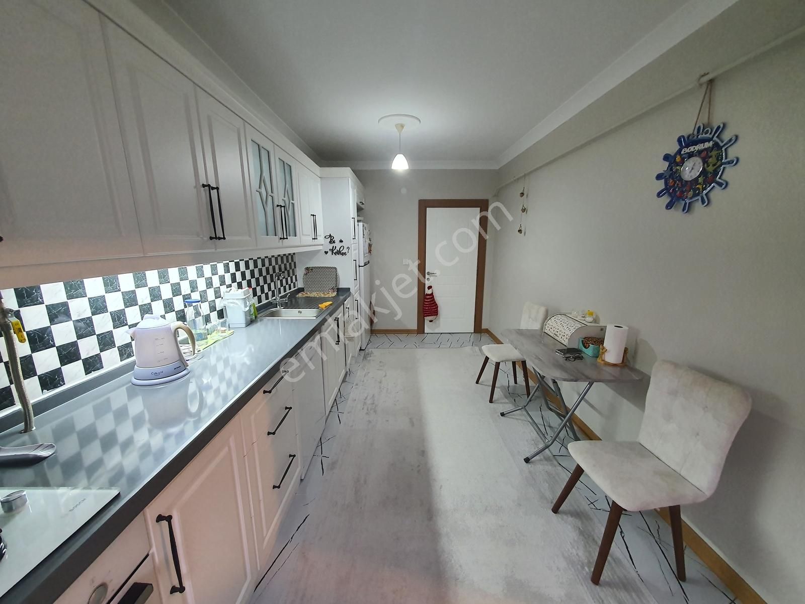 Kapaklı Yuvam Merkezde İçi Özel Tasarım, Teraslı Ve Geniş 2+1 - Görsel 4