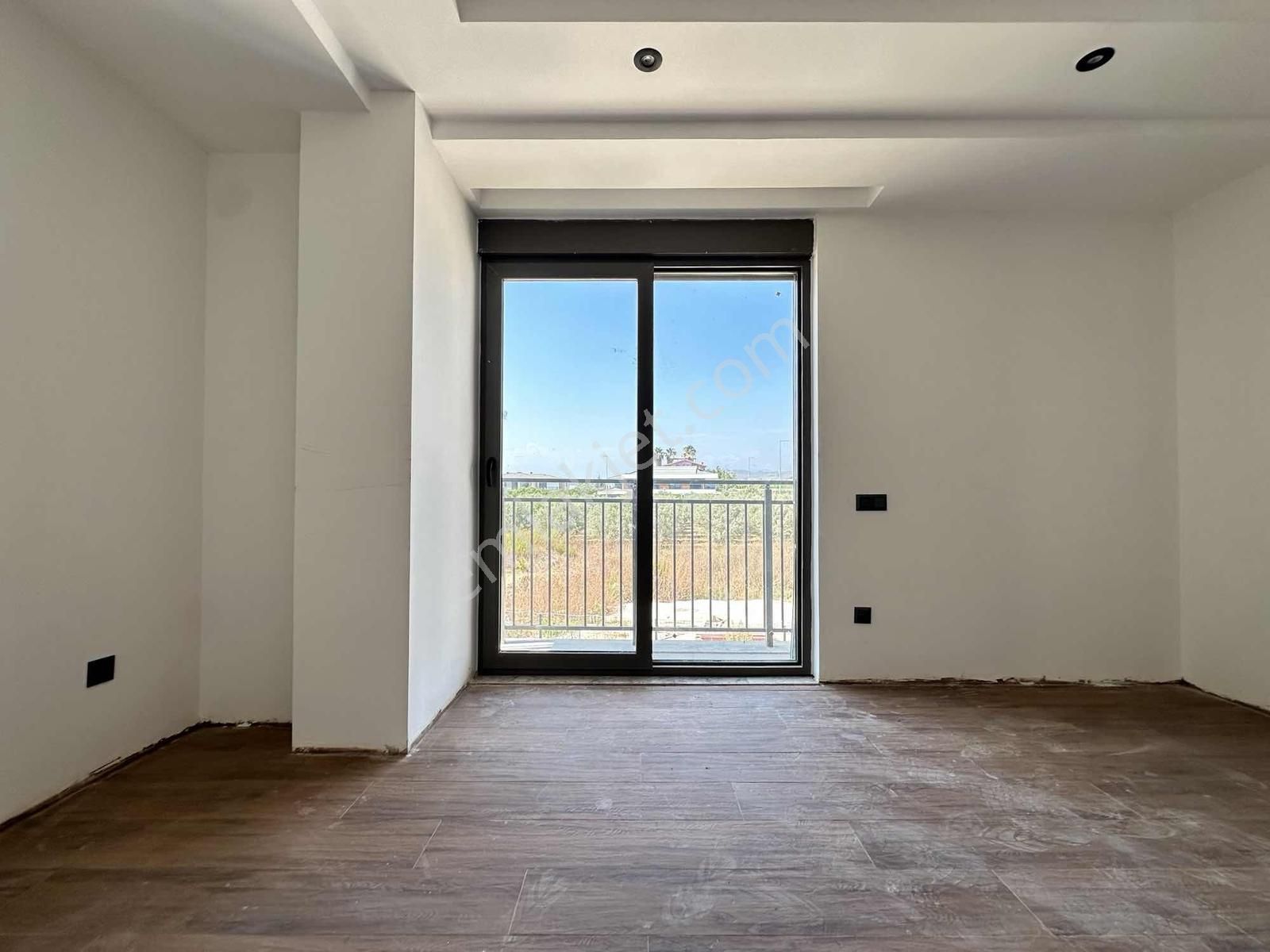 Evrensekide Lüks Site İçinde 2+1 Bahçe Katı Sıfır Satılık Daire - Görsel 13