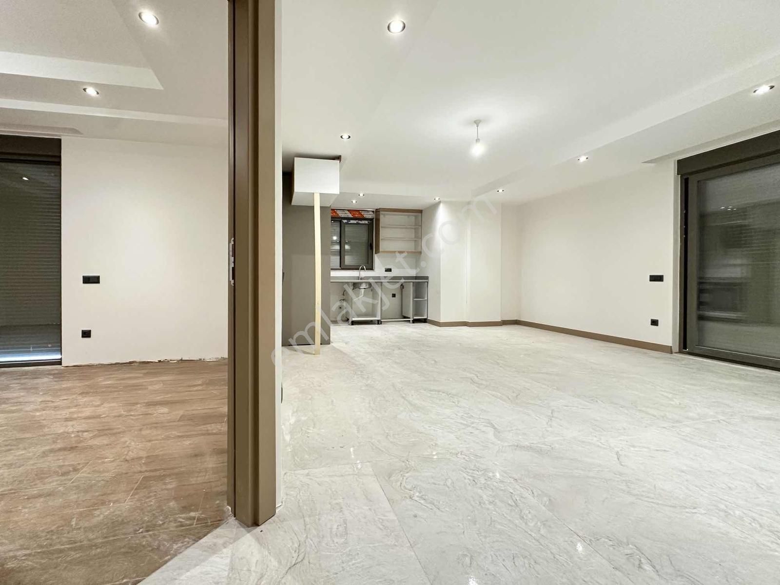 Evrensekide Lüks Site İçinde 2+1 Bahçe Katı Sıfır Satılık Daire - Görsel 2