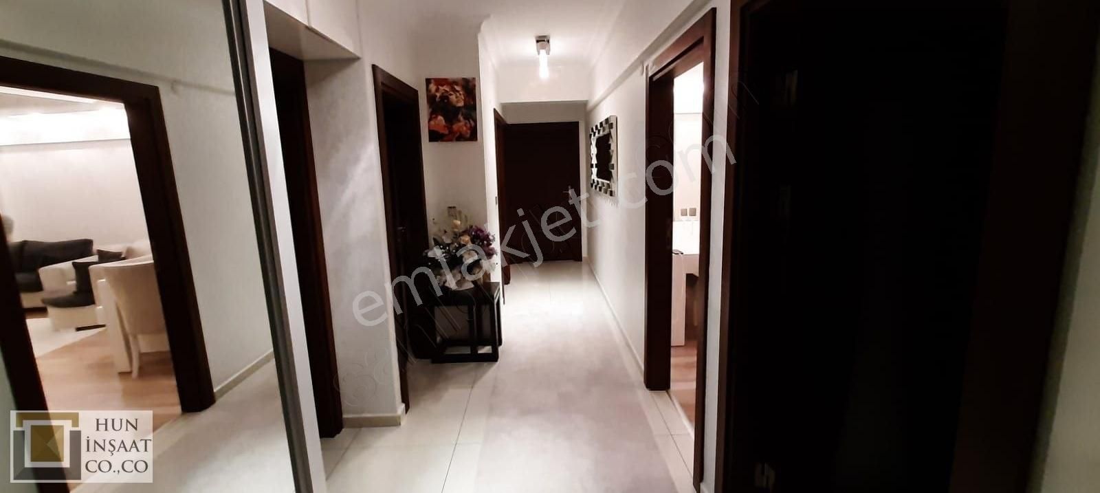 Satılık İç Mimari Özel Tasarım 3+1 160 M2 Lüks Daire!! - Görsel 13