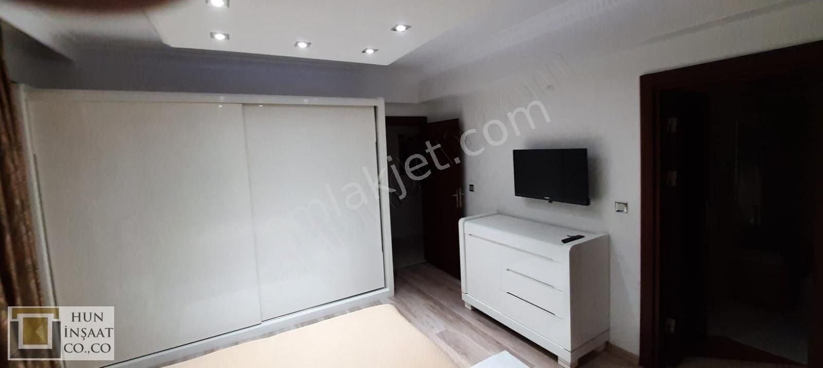 Satılık İç Mimari Özel Tasarım 3+1 160 M2 Lüks Daire!! - Görsel 15