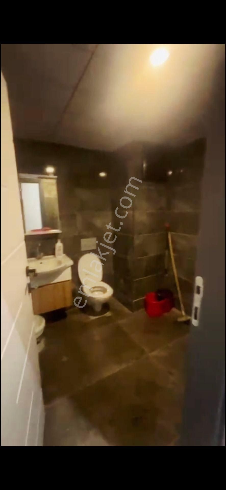 Karaköprü Balıkayağı Üst Tarafı Satılık 2+0 Ofis - Görsel 3