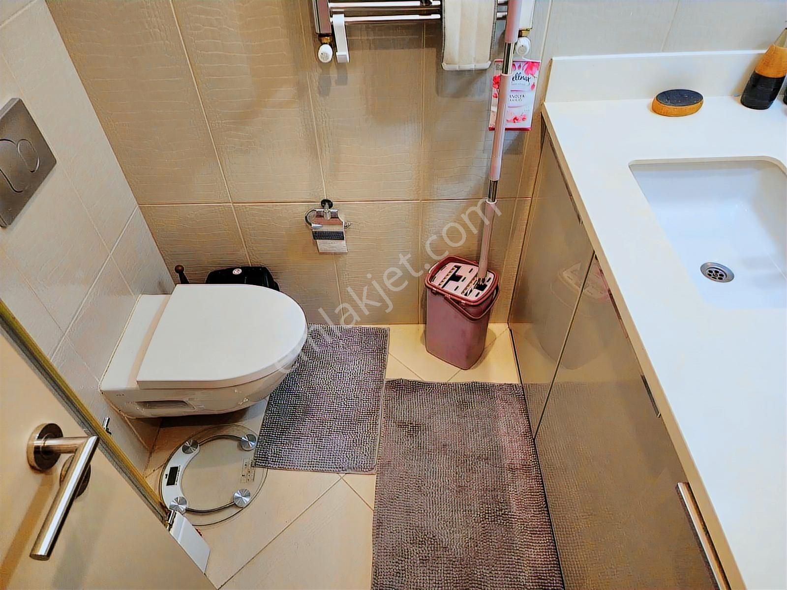 Evora B Parsel De Peyzaj Manzaralı Eşyalı Büyük Tip Kiralık 1+1 - Görsel 11