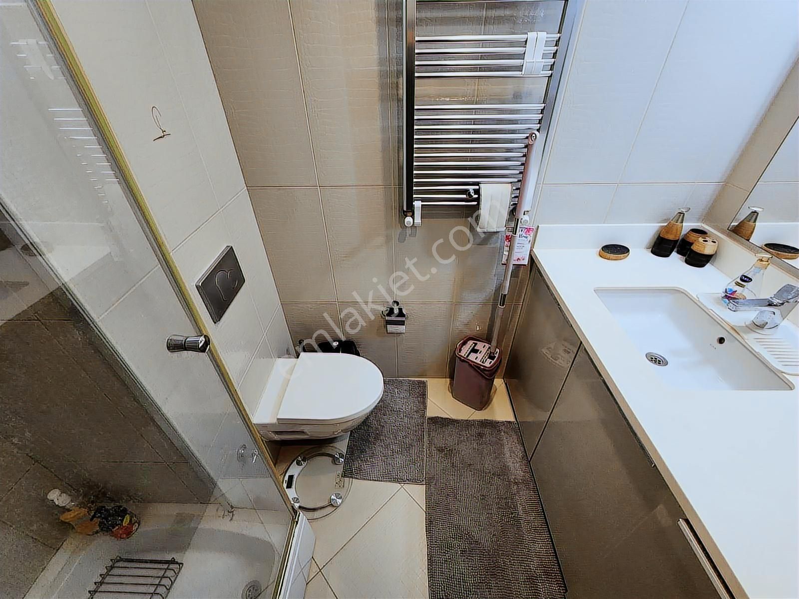 Evora B Parsel De Peyzaj Manzaralı Eşyalı Büyük Tip Kiralık 1+1 - Görsel 18