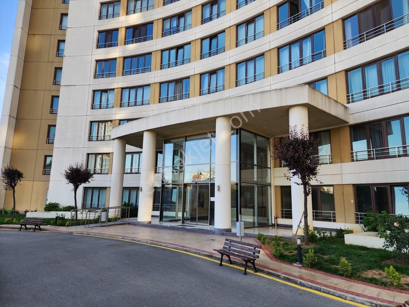 Evora Istanbul T Parsel De Kat Bahçeli Büyük Tip Satılık 1+1 - Görsel 14