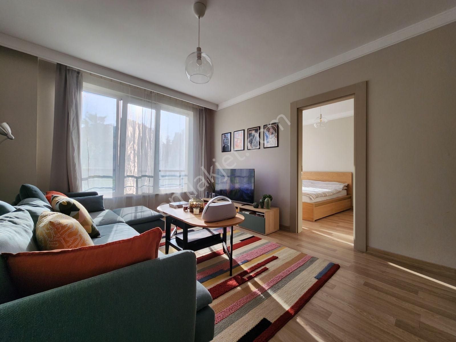 Evora Istanbul T Parsel De Kat Bahçeli Büyük Tip Satılık 1+1 - Görsel 28