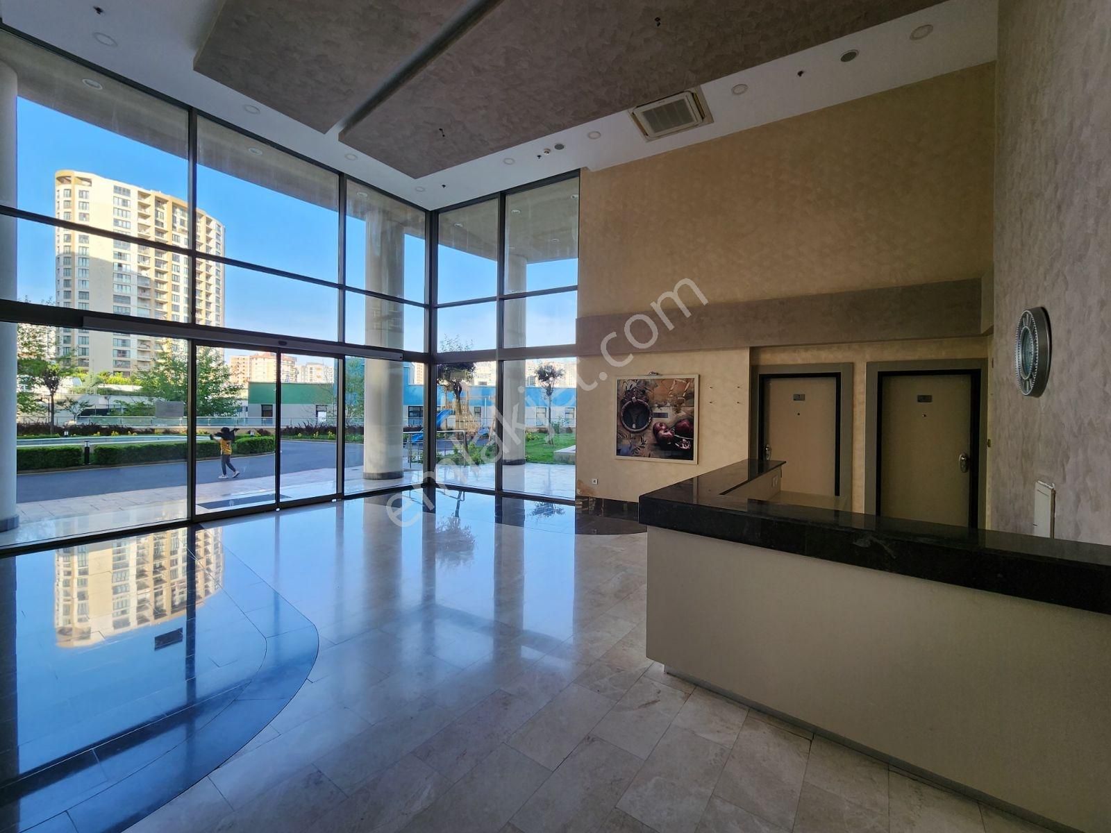 Evora Istanbul T Parsel De Kat Bahçeli Büyük Tip Satılık 1+1 - Görsel 32