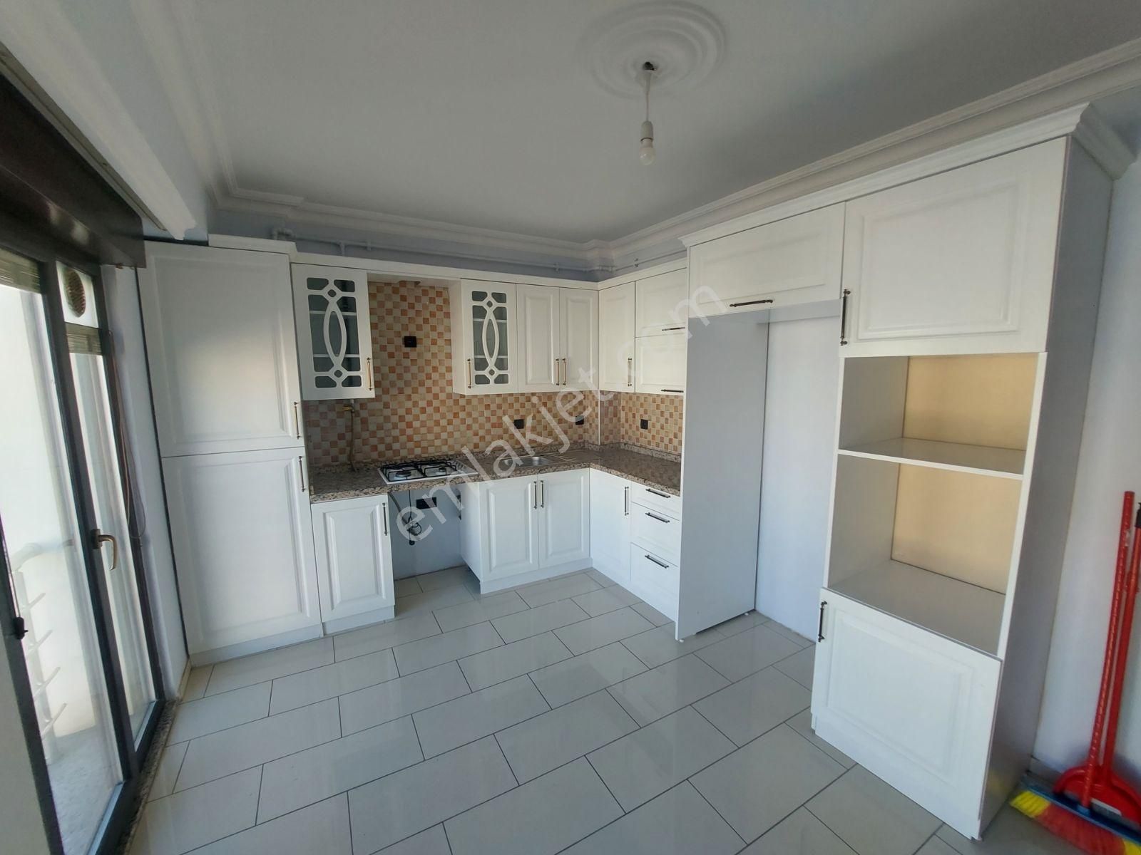 Selimiye Otoparklı Asansörlü 3+1 Daire - Görsel 21