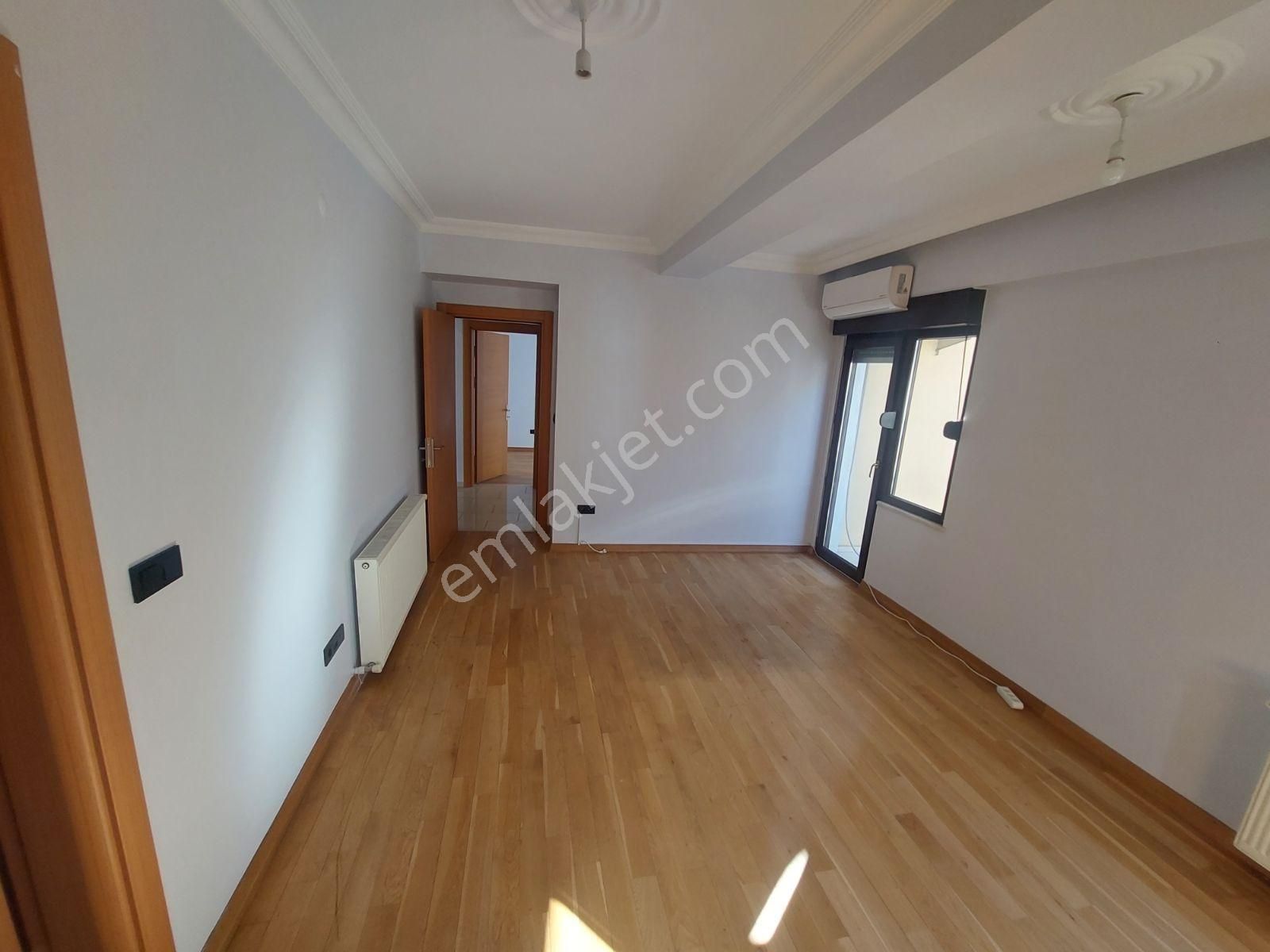 Selimiye Otoparklı Asansörlü 3+1 Daire - Görsel 28