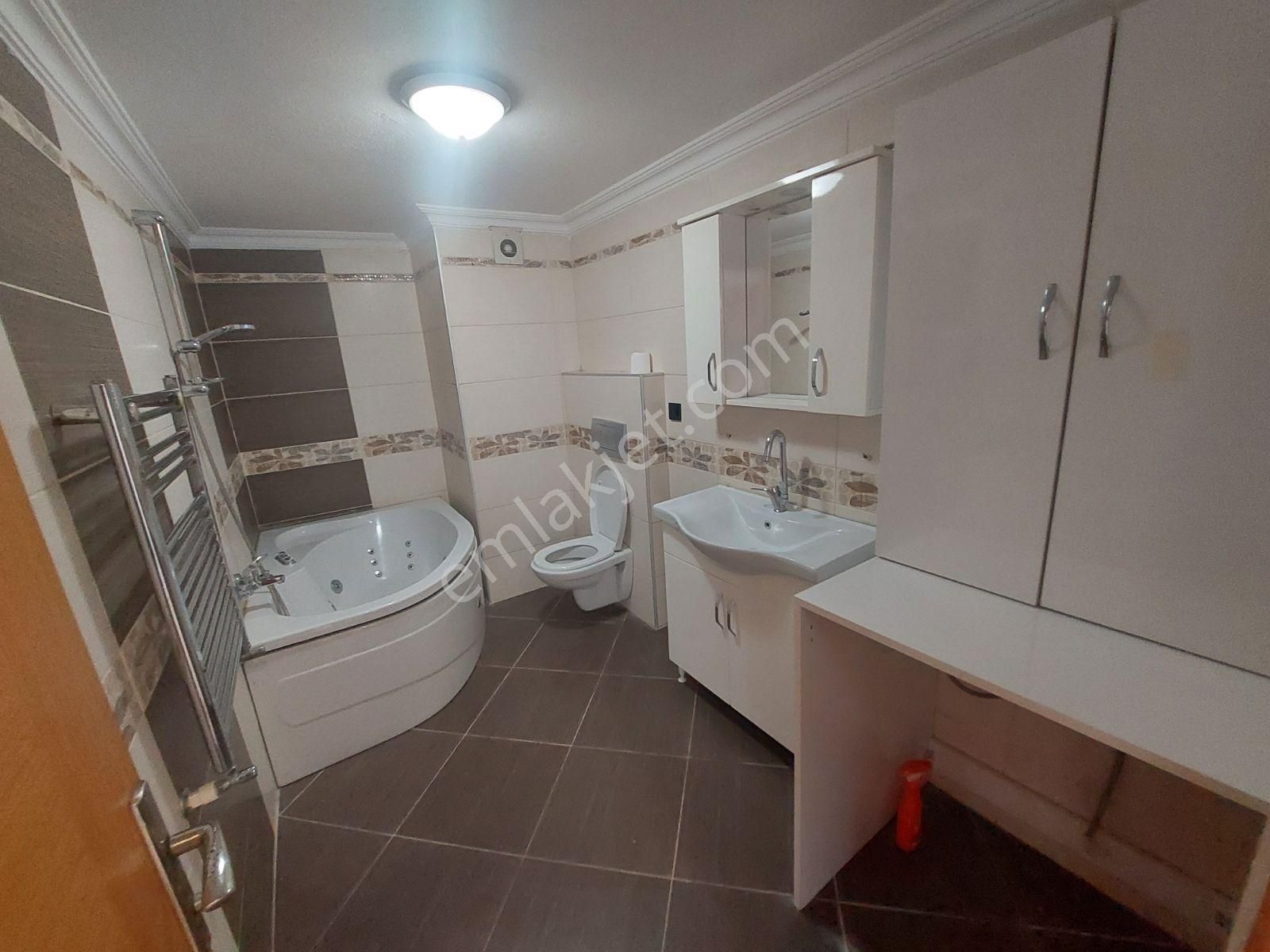 Selimiye Otoparklı Asansörlü 3+1 Daire - Görsel 33