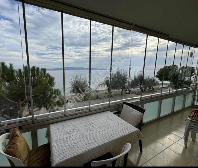 Armutlu Karşıyaka Da Denize Sıfır Satılık Deniz Manzaralı 1+1 - Görsel 14