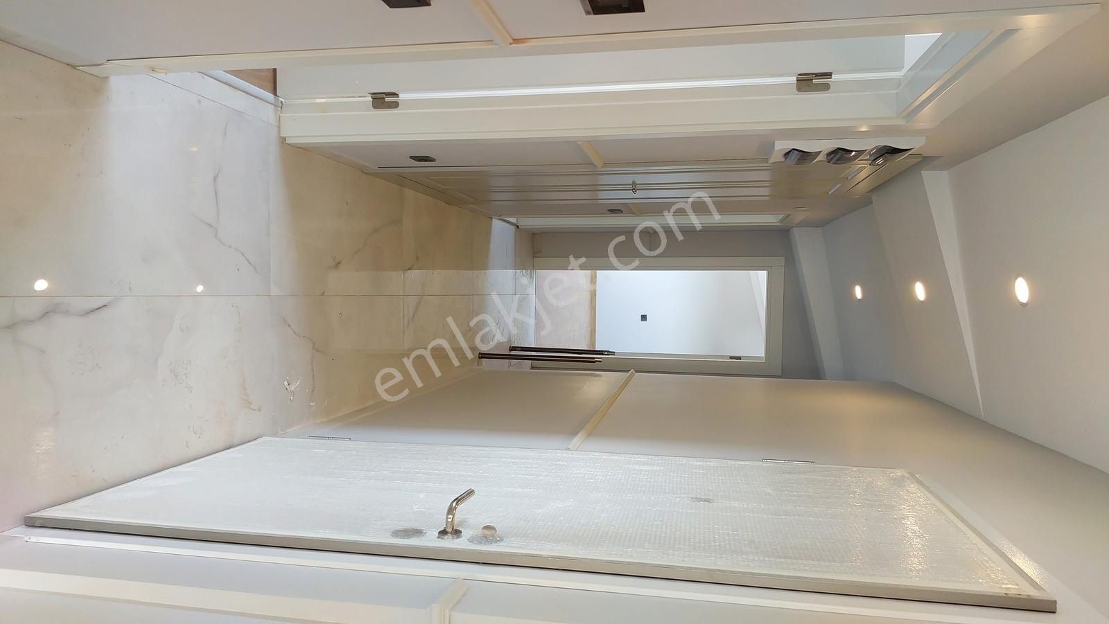 Burhaniye Kapalı Otoparklı Asansörlü Satılık 4+1 Dubleks - Görsel 10