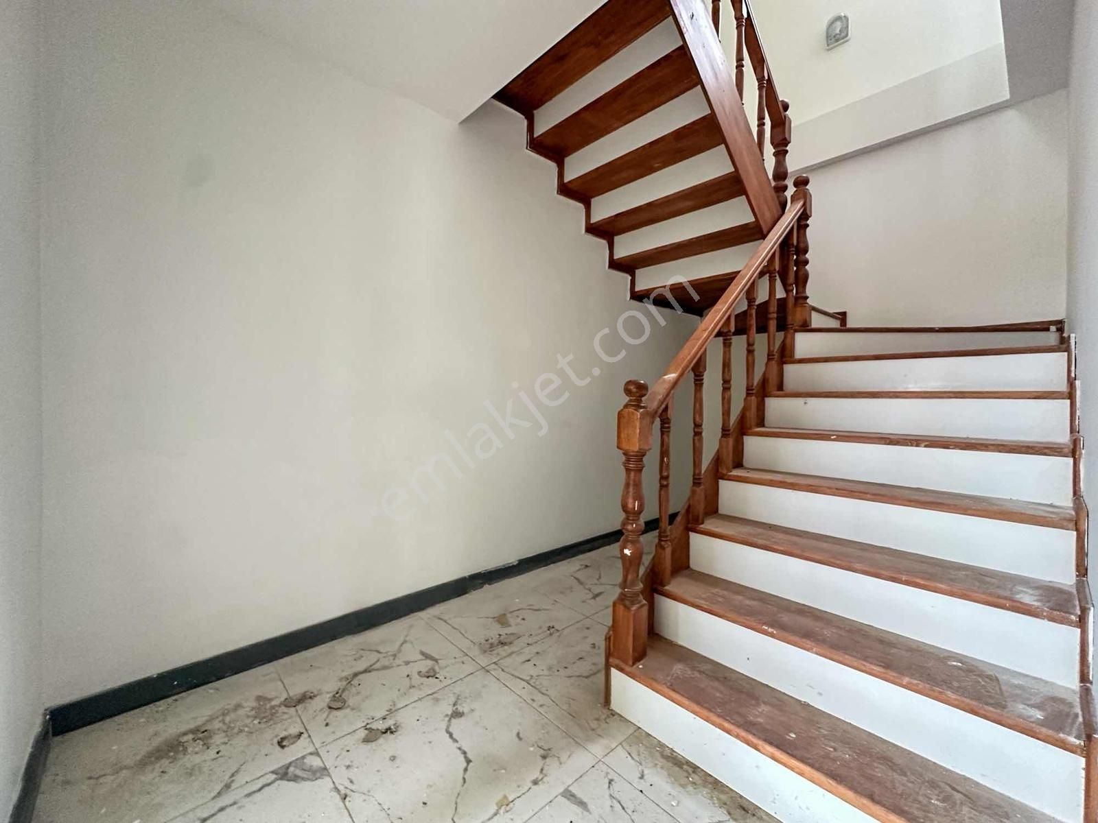 Ilıcada 4+1 Dubleks / Bahçeli / Havuzlu / Kapalı Mutfaklı** - Görsel 22