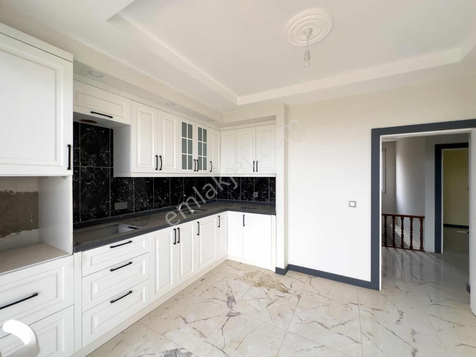 Ilıcada 4+1 Dubleks / Bahçeli / Havuzlu / Kapalı Mutfaklı** - Görsel 33