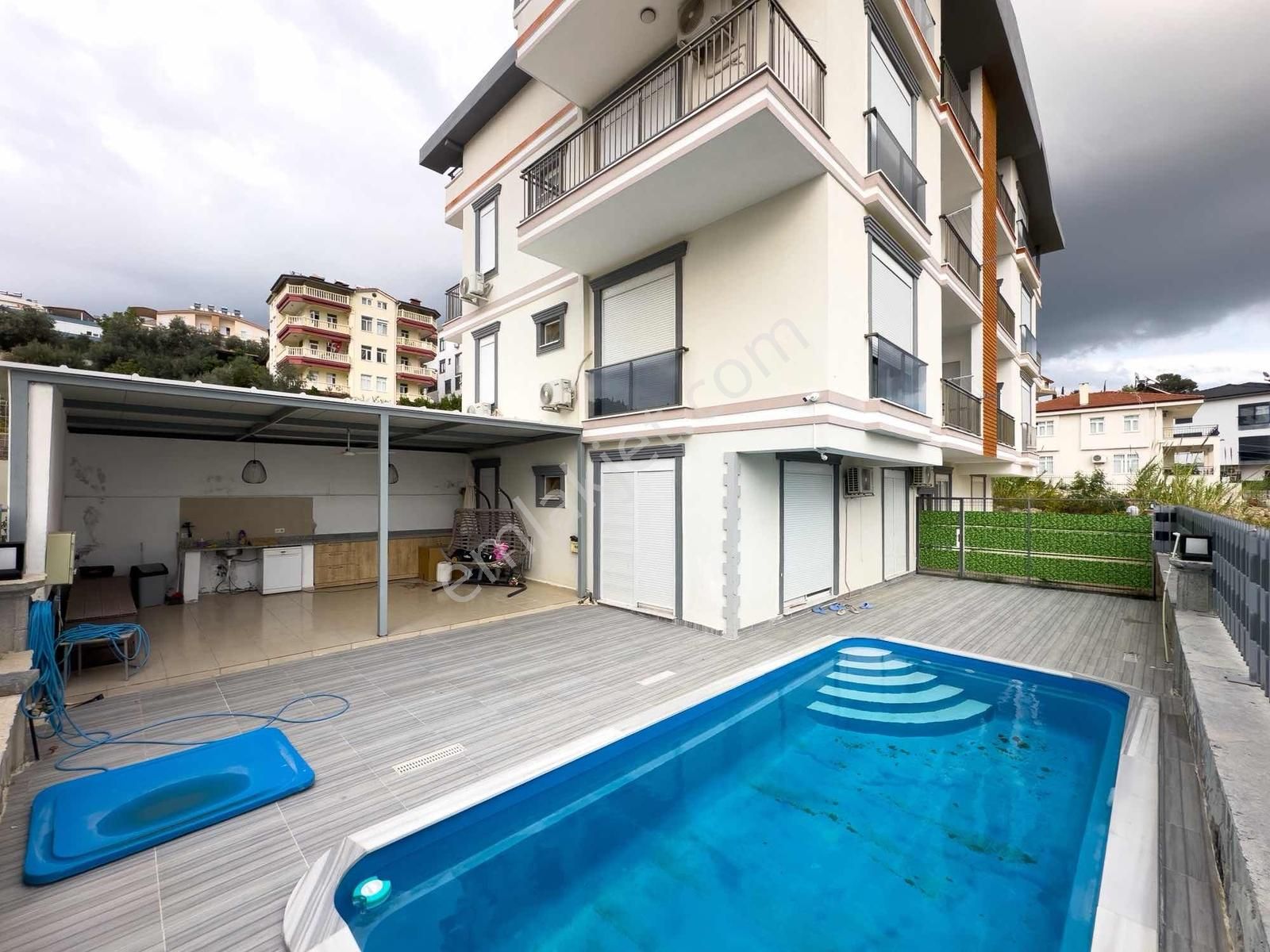 Ilıcada 4+1 Dubleks / Bahçeli / Havuzlu / Kapalı Mutfaklı** - Görsel 26