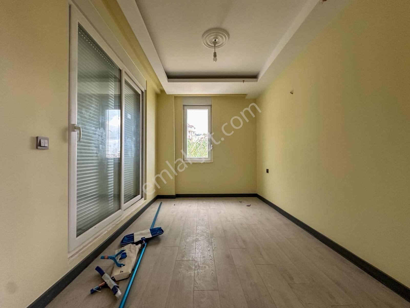 Ilıcada 4+1 Dubleks / Bahçeli / Havuzlu / Kapalı Mutfaklı** - Görsel 4