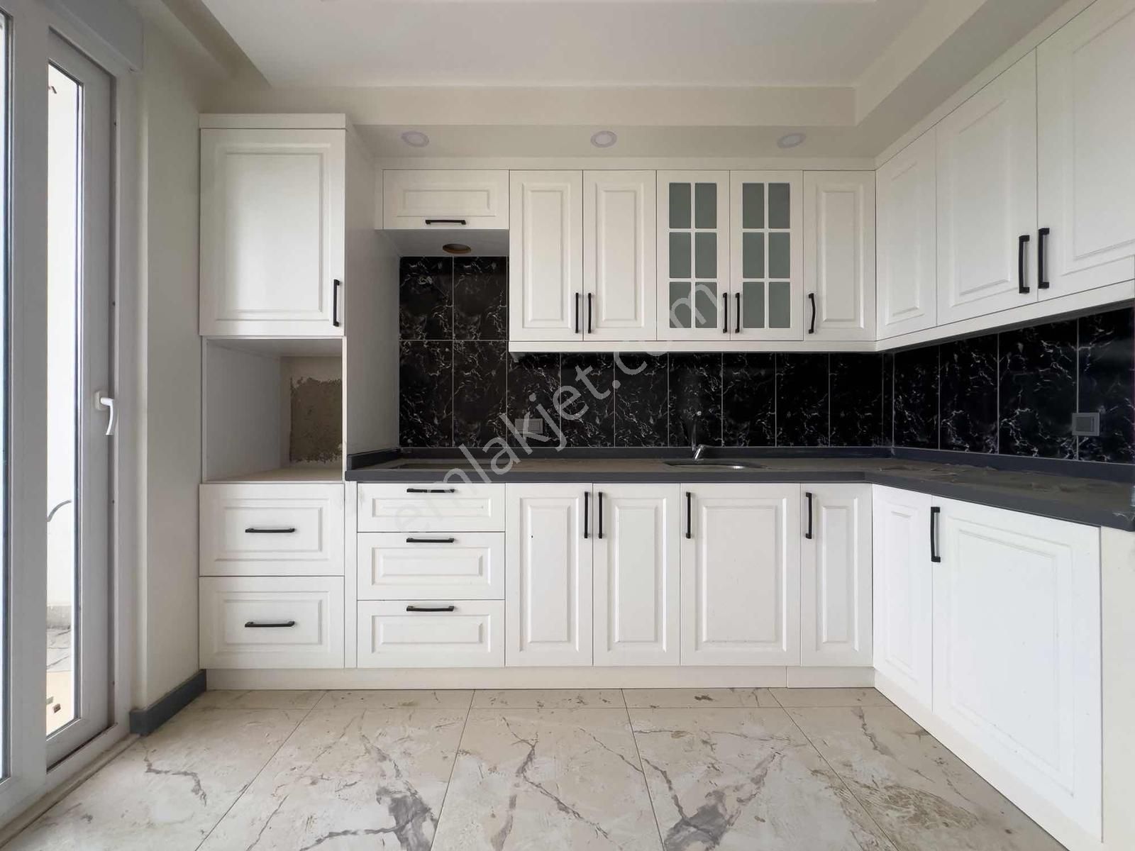 Ilıcada 4+1 Dubleks / Bahçeli / Havuzlu / Kapalı Mutfaklı** - Görsel 17