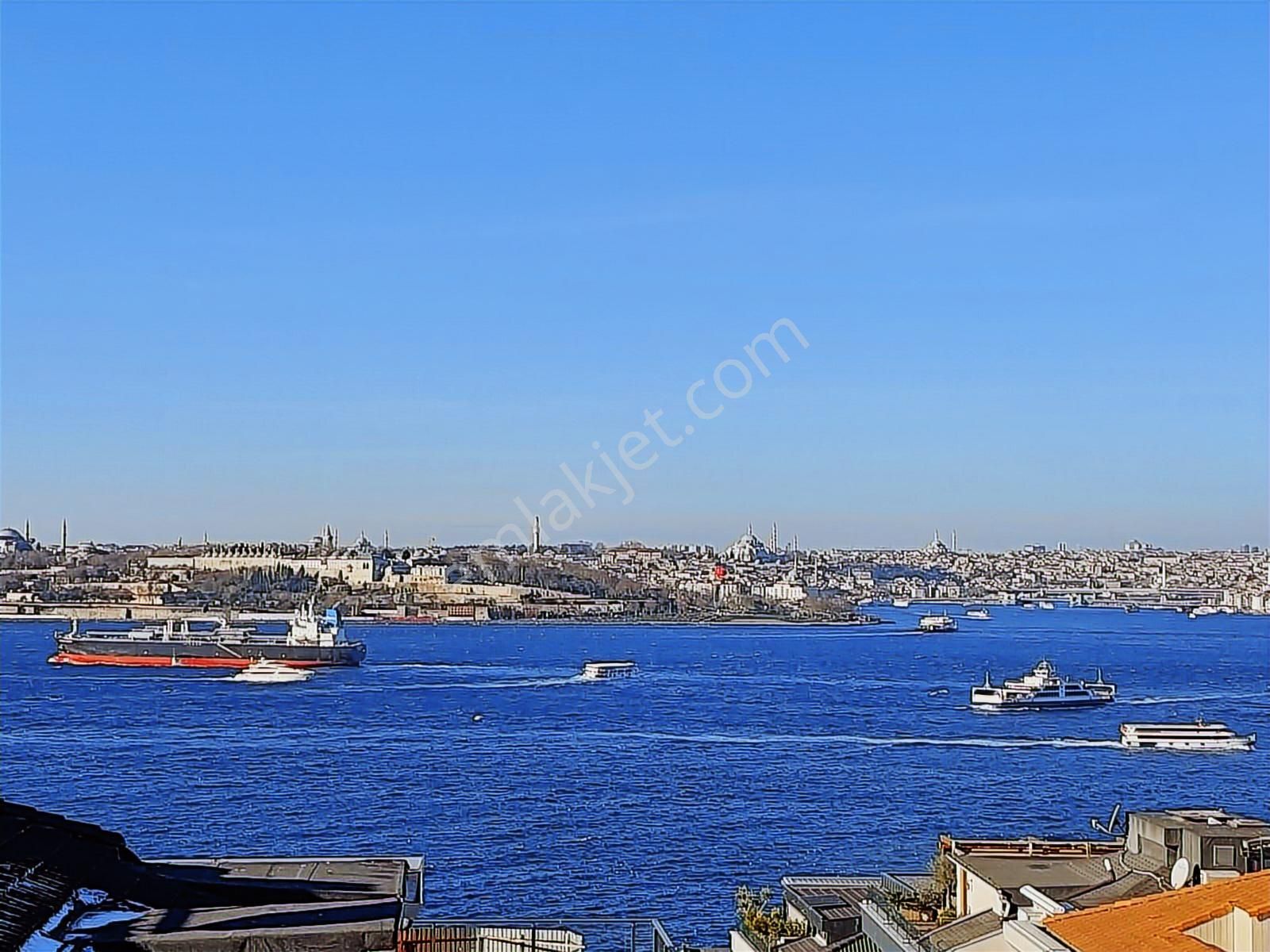 Salacak'ta Manzaralı, Otoparklı,asansörlü Lüks 4+1 Dubleks - Görsel 9