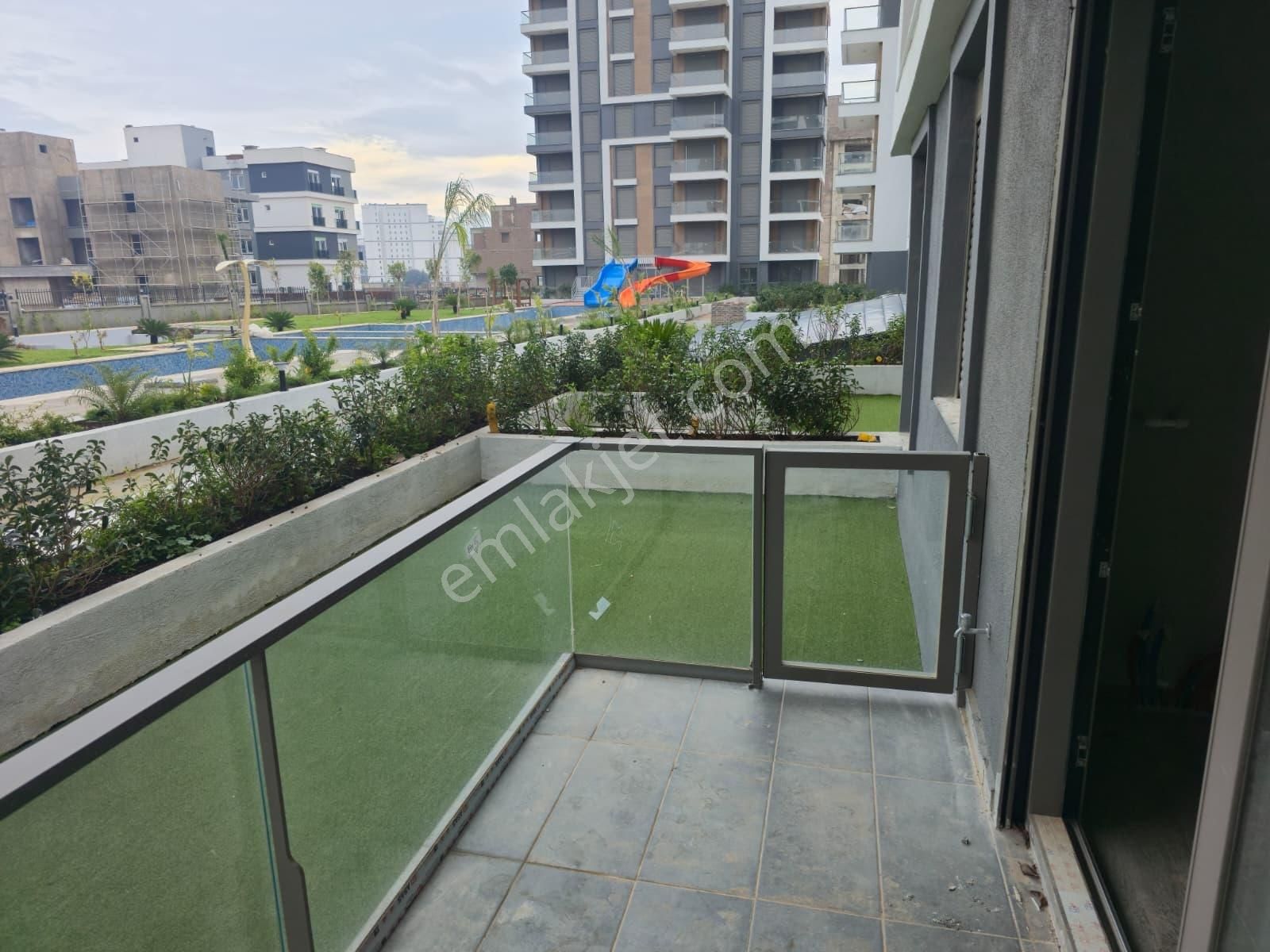 Altıntaş'ta 4 Bloklu Konsept Sitede Bahçe Kullanımlı İskanlı 2+1 - Görsel 21