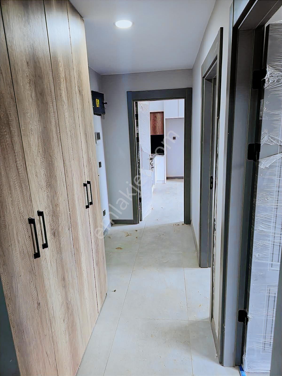 Altıntaş'ta 4 Bloklu Konsept Sitede Bahçe Kullanımlı İskanlı 2+1 - Görsel 16