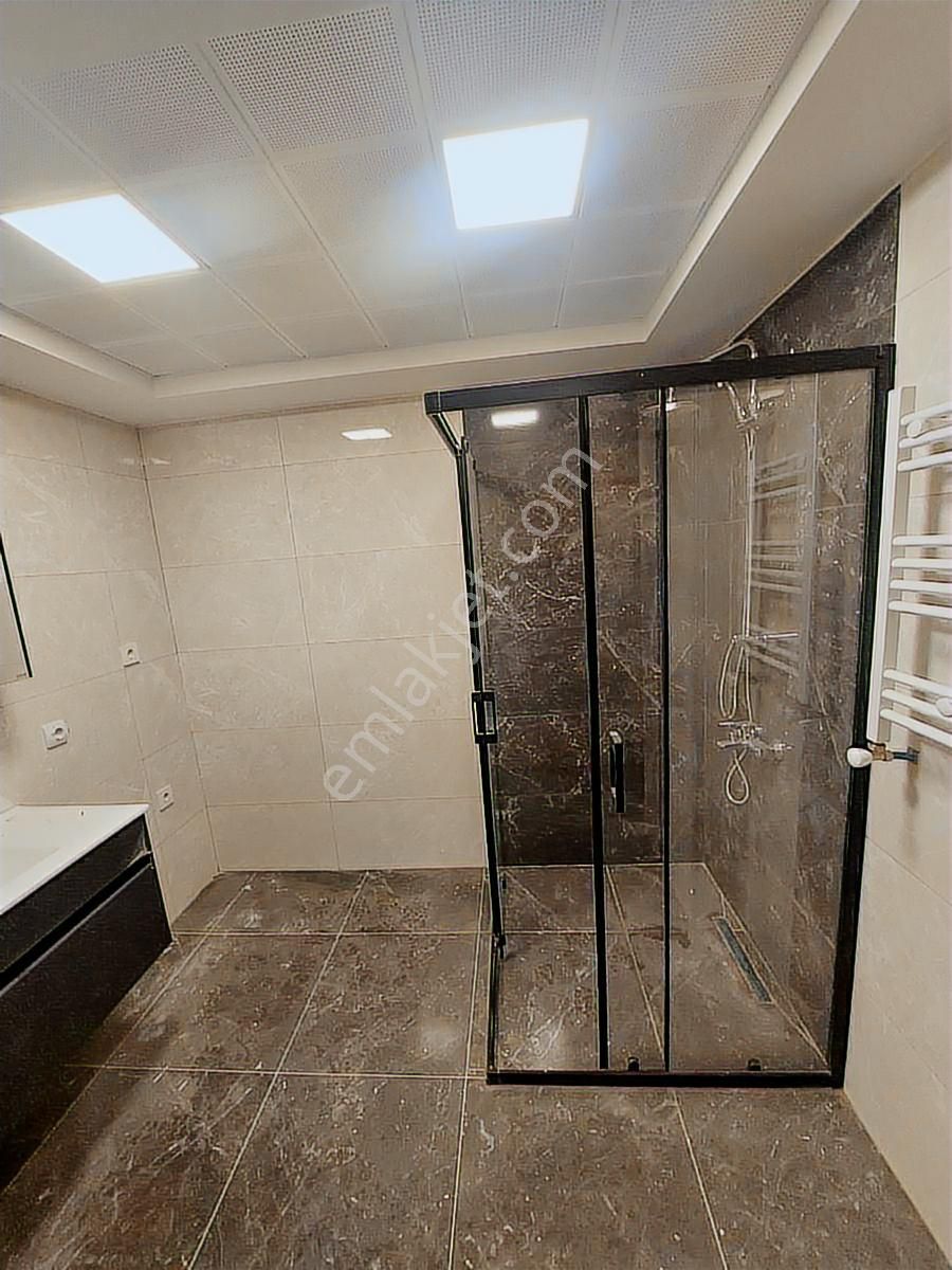 Salacak Sıfır Binada Asansörlü Satılık 3+1 Köşe Daire - Görsel 25