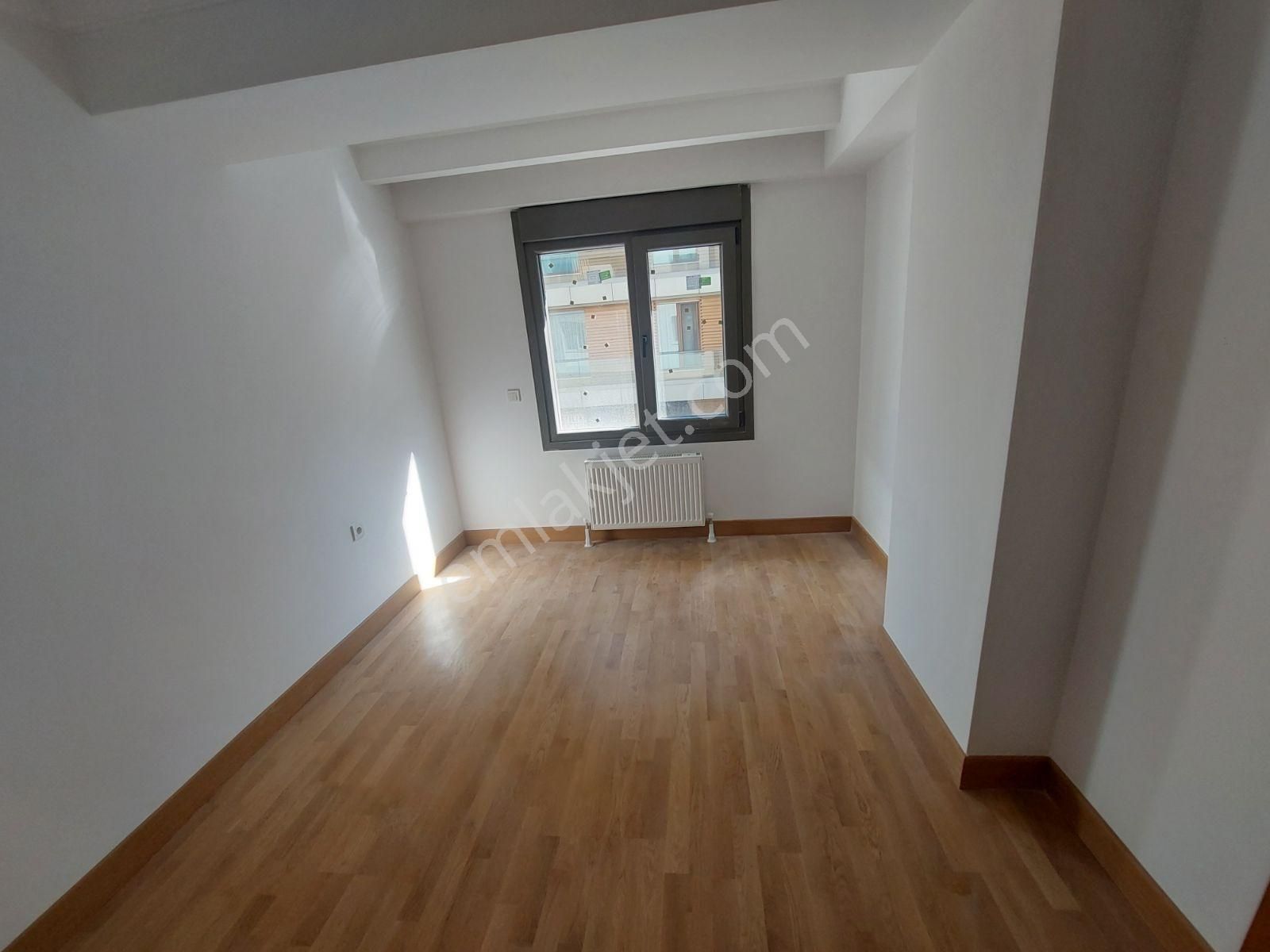 Salacak Sıfır Binada Asansörlü Satılık 3+1 Köşe Daire - Görsel 7