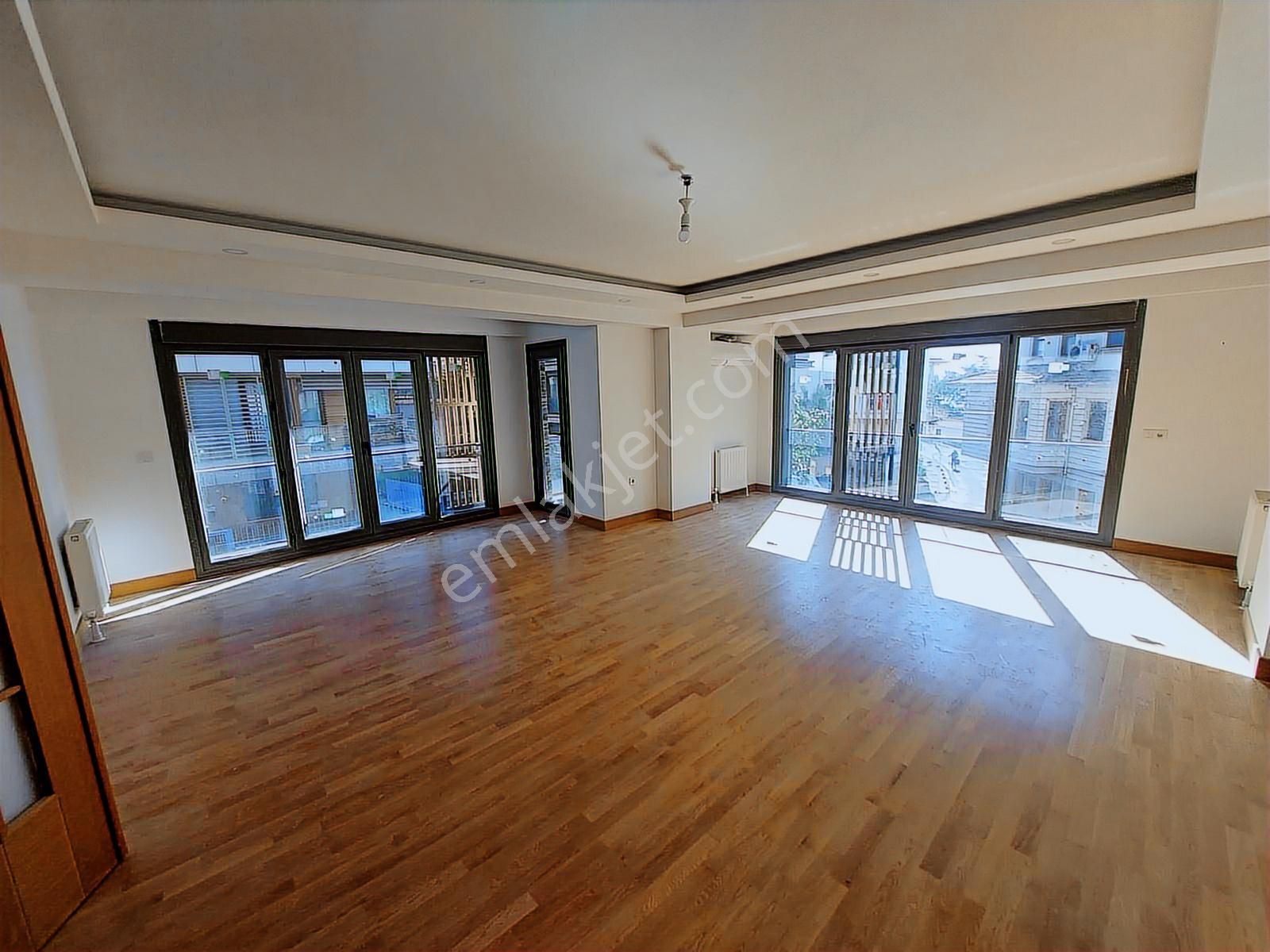 Salacak Sıfır Binada Asansörlü Satılık 3+1 Köşe Daire - Görsel 3