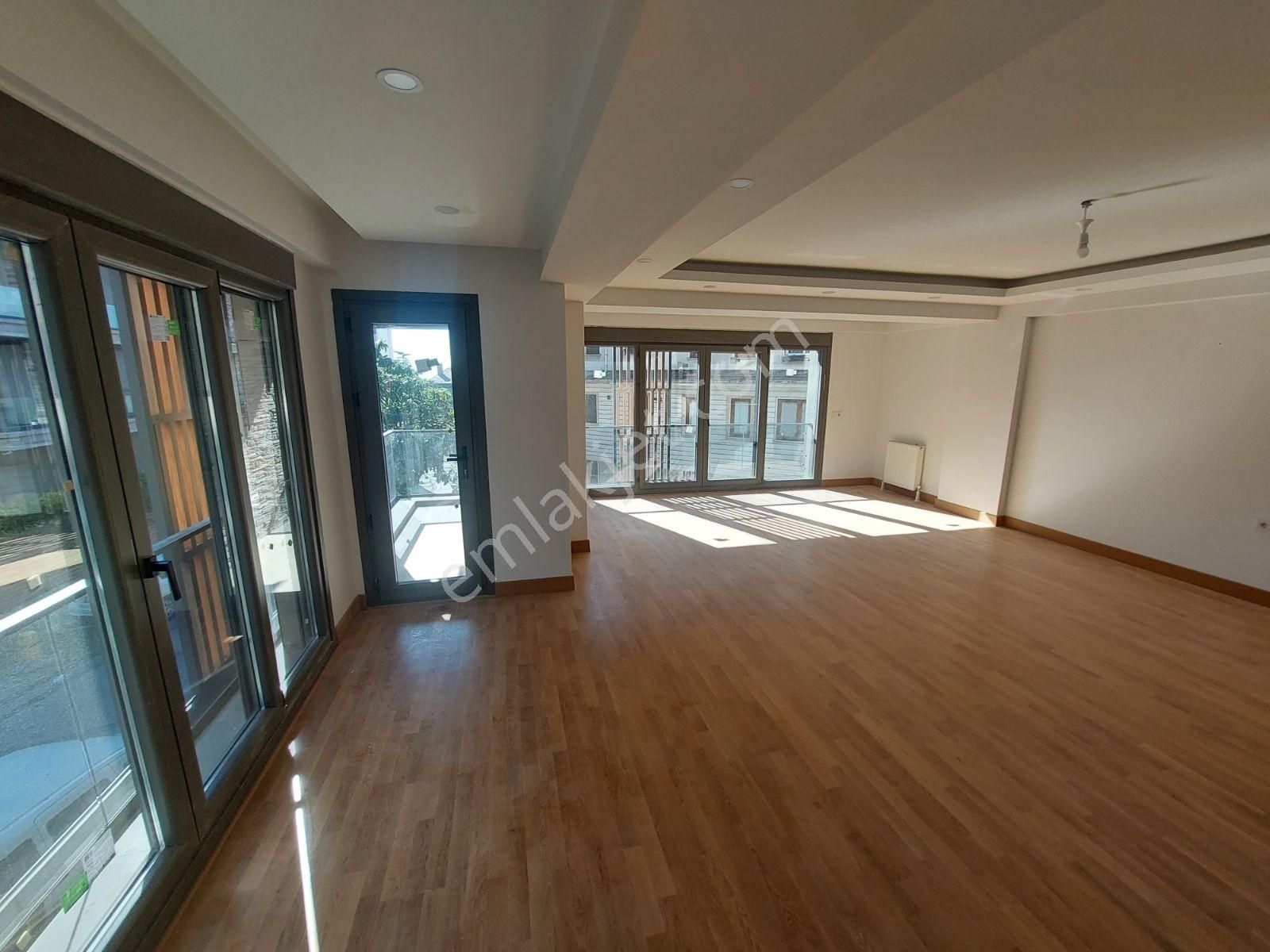 Salacak Sıfır Binada Asansörlü Satılık 3+1 Köşe Daire - Görsel 11