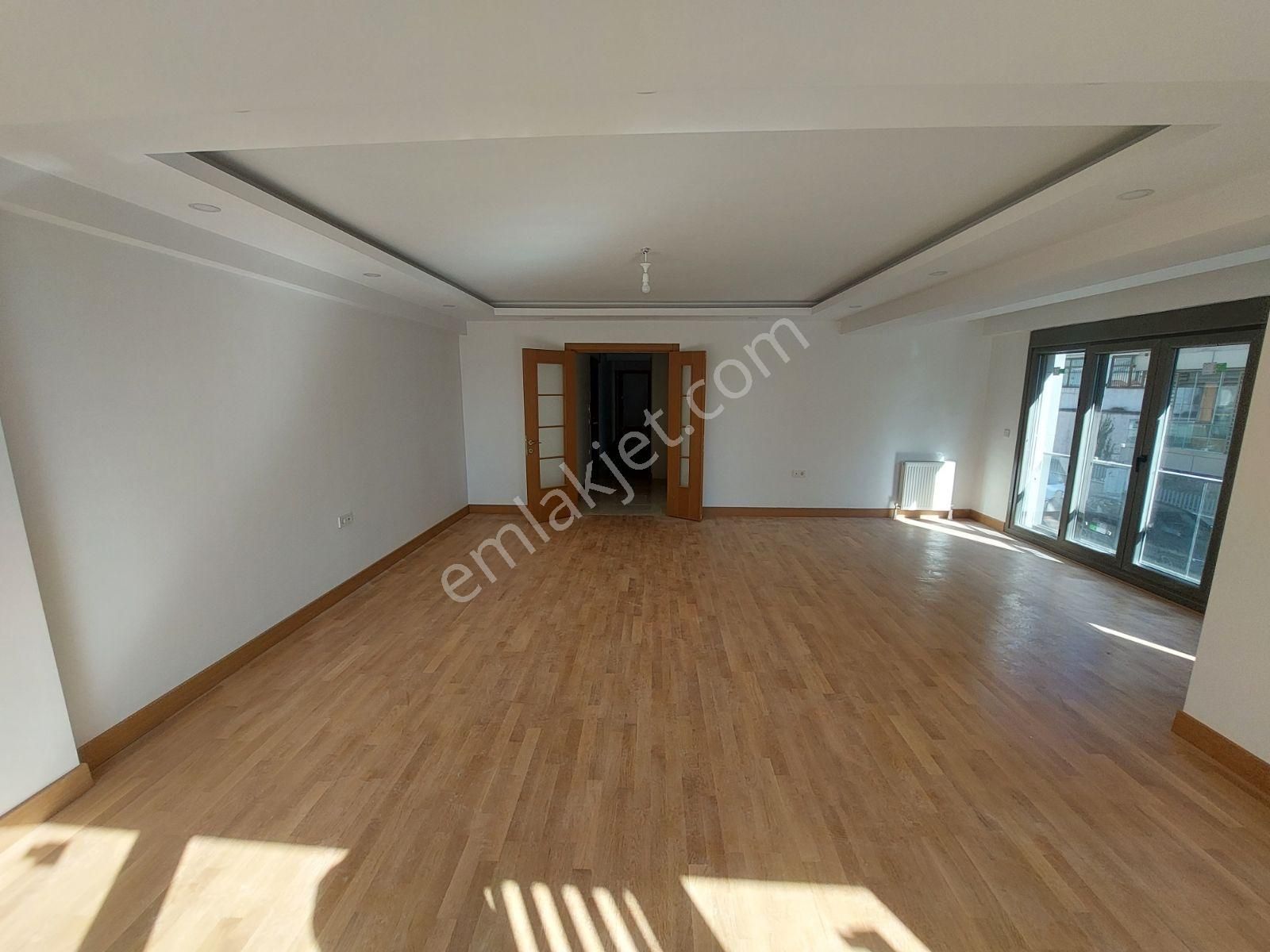 Salacak Sıfır Binada Asansörlü Satılık 3+1 Köşe Daire - Görsel 4