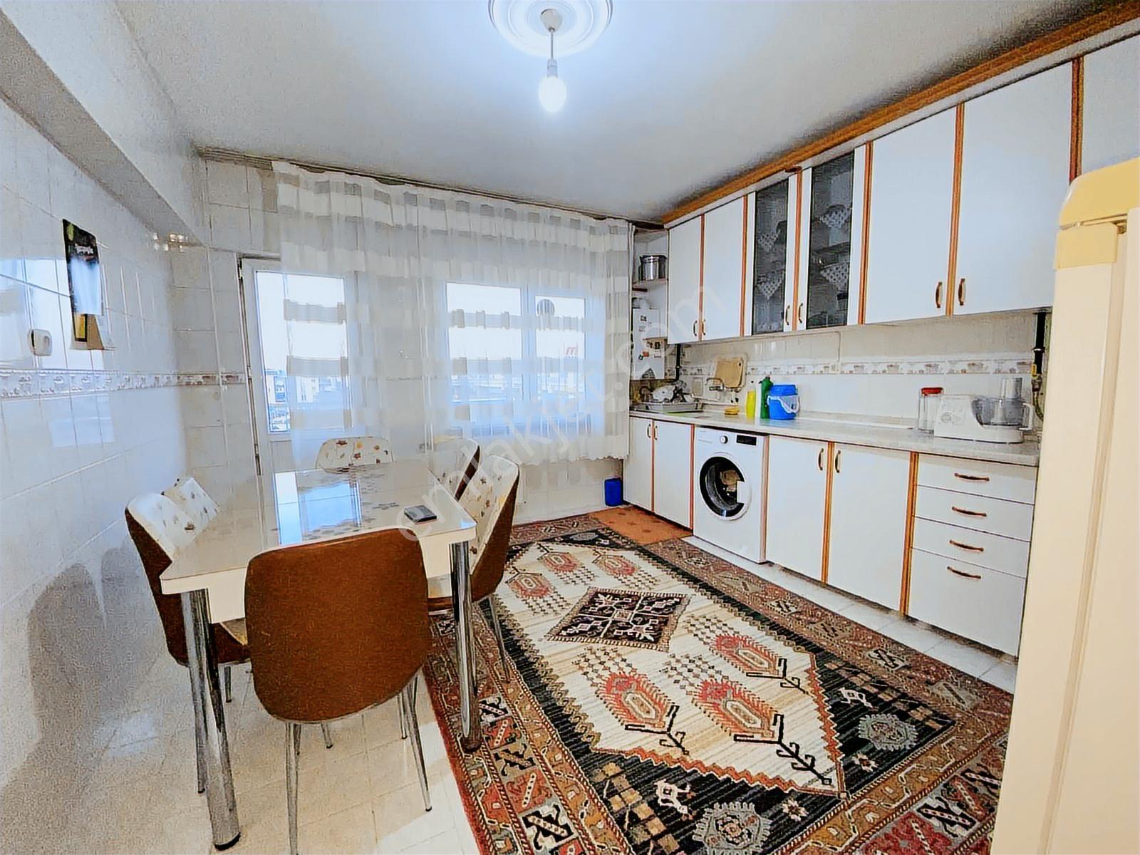 Sivas Ozan Emlak'tan M.a.ersoy'da Satılık 3+1 Net 145 M² Daire - Görsel 33