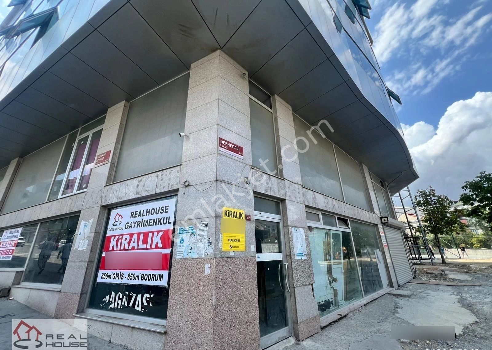 Realhouse Gayrimenkul'den Yıldırım Beyazıt Cad.kiralık 1700m2 - Görsel 11